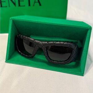 Bottega Veneta BV1303S